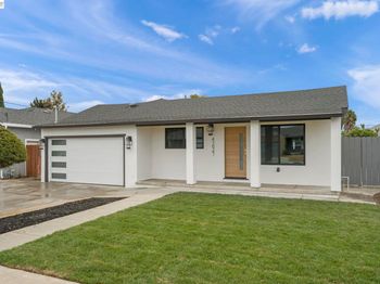 4294 Delaware Dr