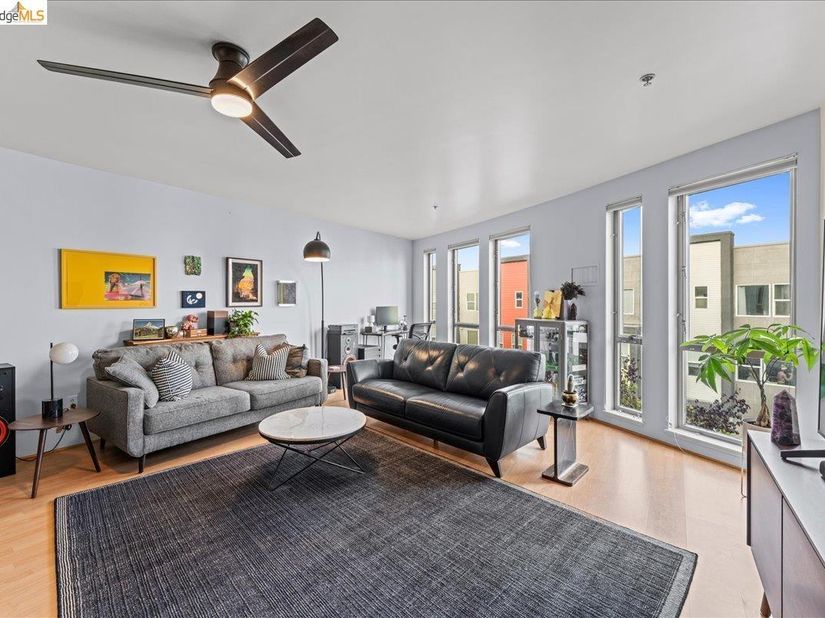 1201 Pine St 354, Oakland CA 94607