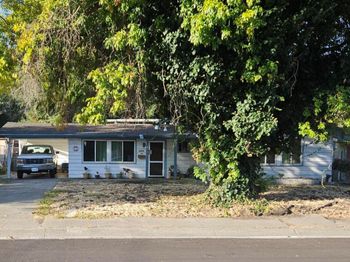 2125 Huron Dr