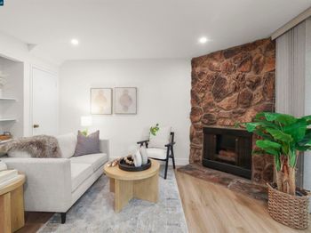 1767 Holland Cir