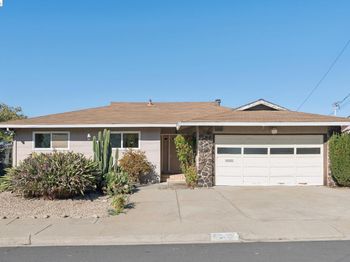 754 Crestview Dr