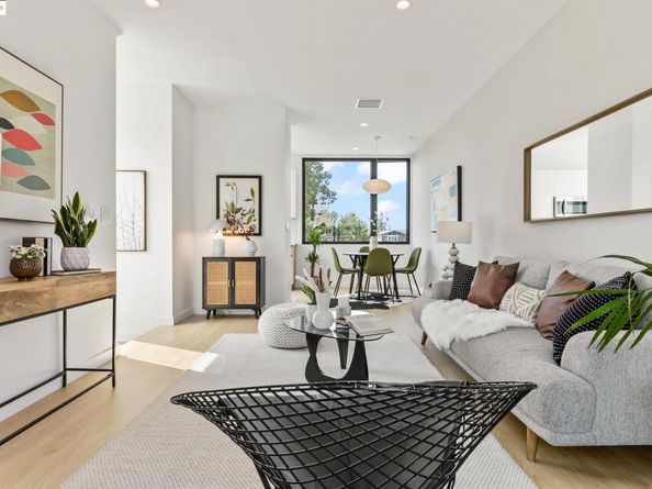 1235 Hampel St., Oakland CA 94602