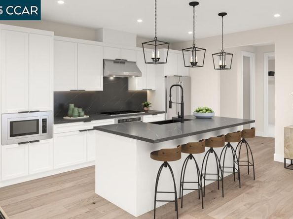 3089 El Camino Real 13, Santa Clara CA 95051