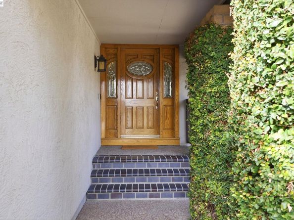 3593 Whitehall Ct, Pleasanton CA 94588