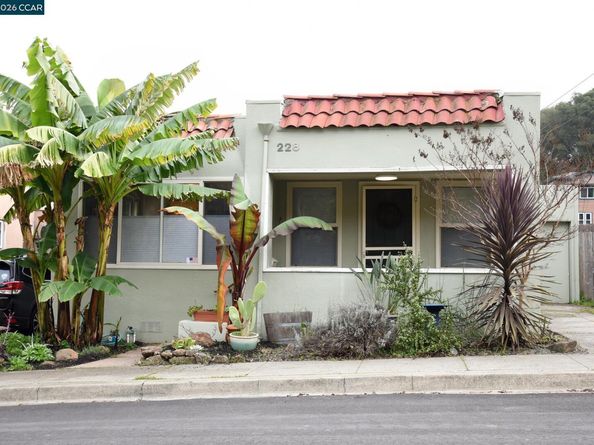 228 Arreba St., Martinez CA 94553