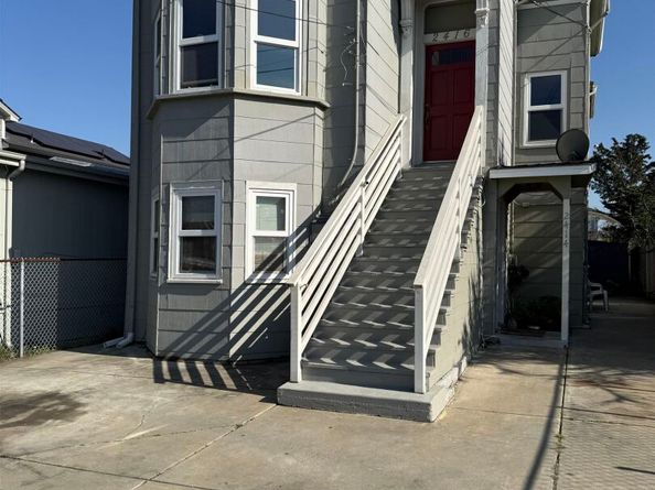 2416 - 2414 Linden Street, Oakland CA 94607