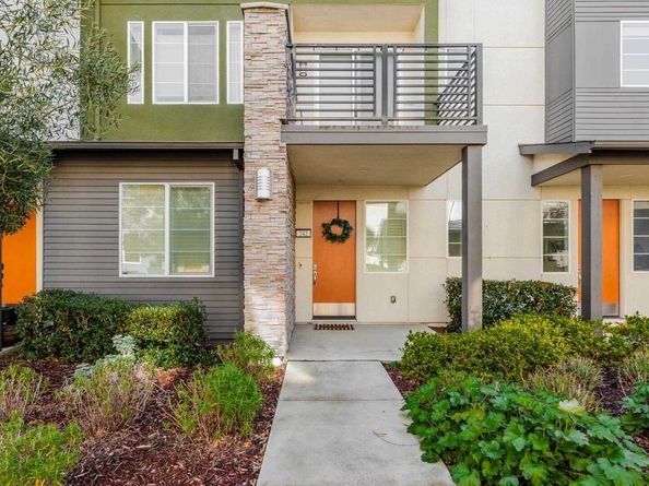 242 Bolt Ct, Hayward CA 94544