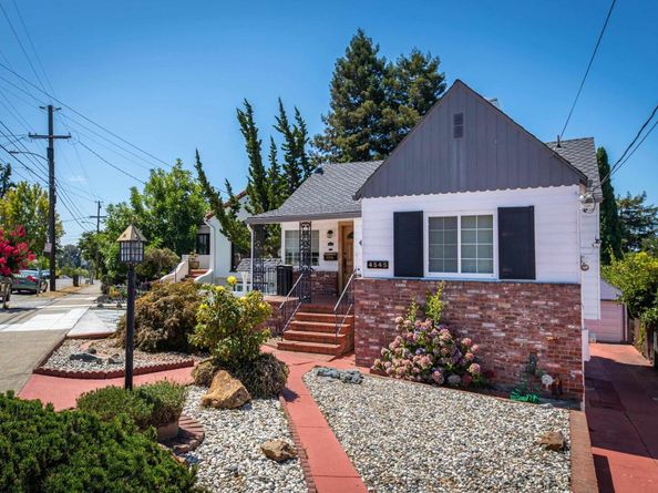 4545 Tompkins Ave, Oakland CA 94619
