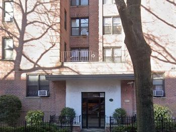 3535 Kings College Place