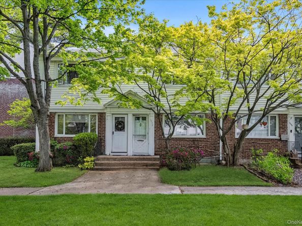 13-52 Bell Boulevard 215, Bayside NY 11360