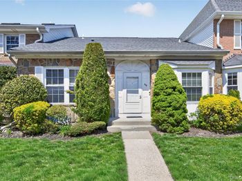 215 Summit Way