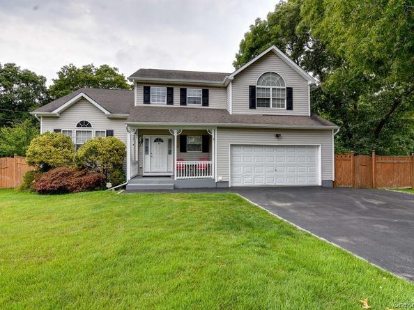 30 1st Avenue, Holtsville NY 11742