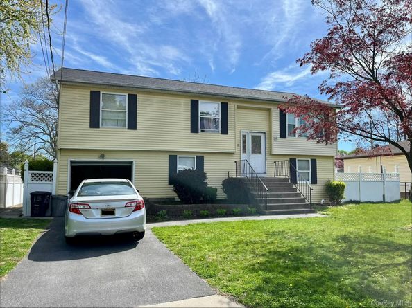 15 S 27th Street, Wyandanch NY 11798