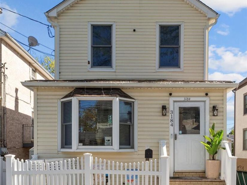 3184 Baisley Avenue, Bronx NY 10465