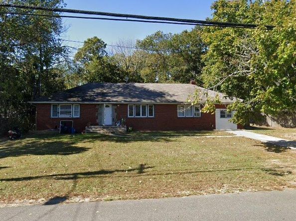 960 Ferndale Boulevard, Central Islip NY 11722