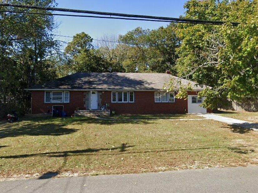 960 Ferndale Boulevard, Central Islip NY 11722