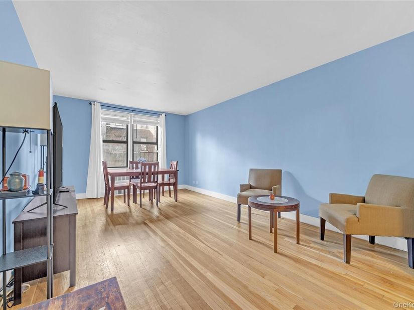 2830 Briggs Avenue 4F, Bronx NY 10458