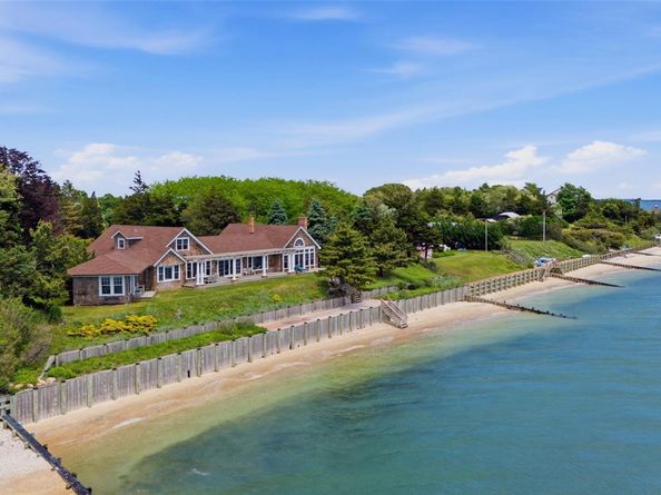 920 Cedar Point Drive E, Southold NY 11971