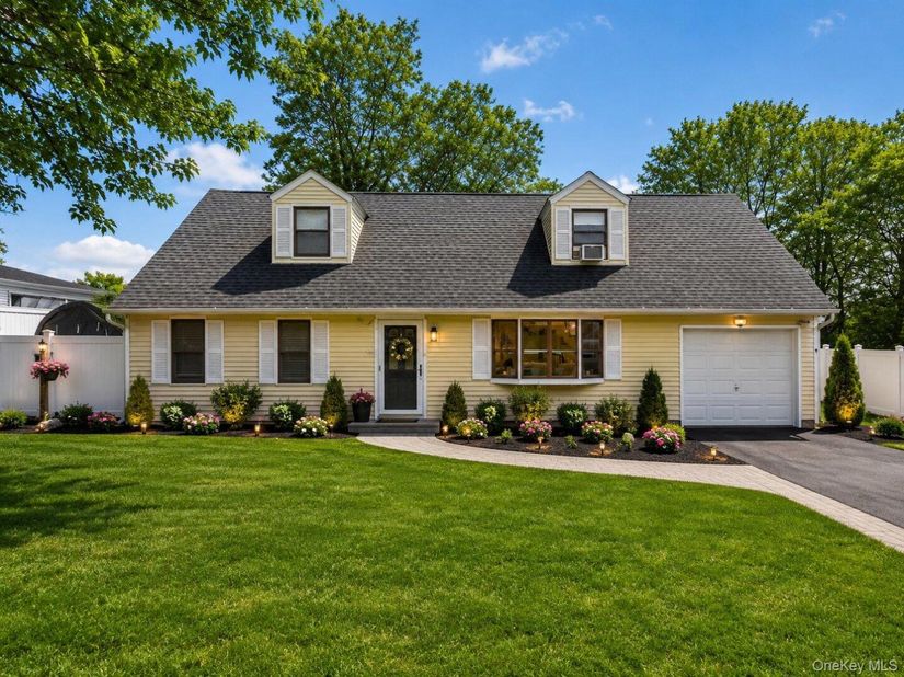 112 Rosemont Avenue, Farmingville NY 11738
