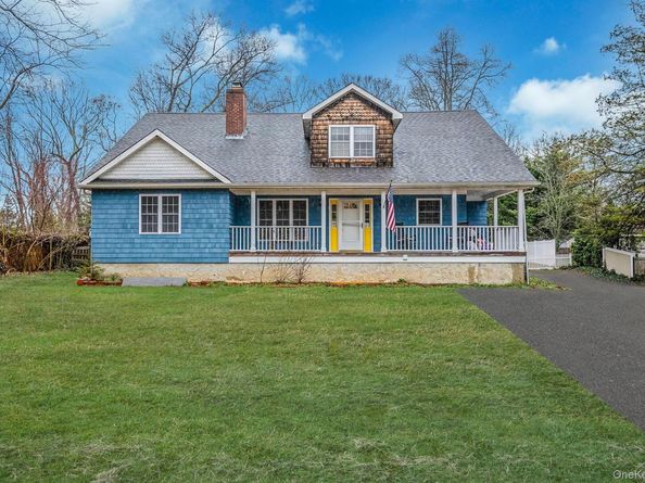 273 N Country Road, Miller Place NY 11764