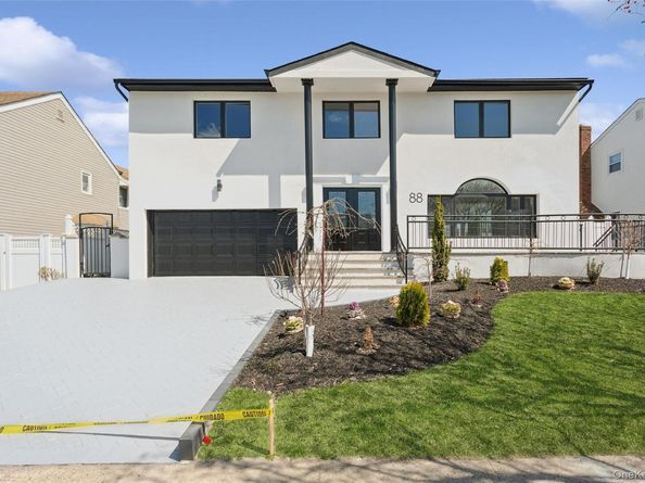 88 Mark Lane, Atlantic Beach NY 11509
