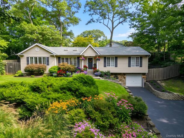 27 Ferndale Avenue, Miller Place NY 11764