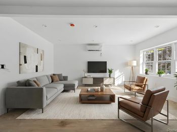 1657 Tillotson Avenue