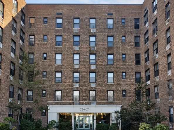 226-26 Union Turnpike 2O, Bayside NY 11364
