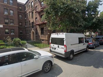 62-64 Saunders Street