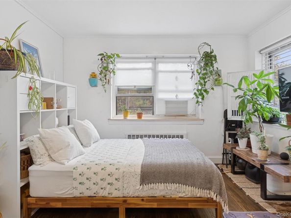 75-02 Austin Street 2C, Forest Hills NY 11375