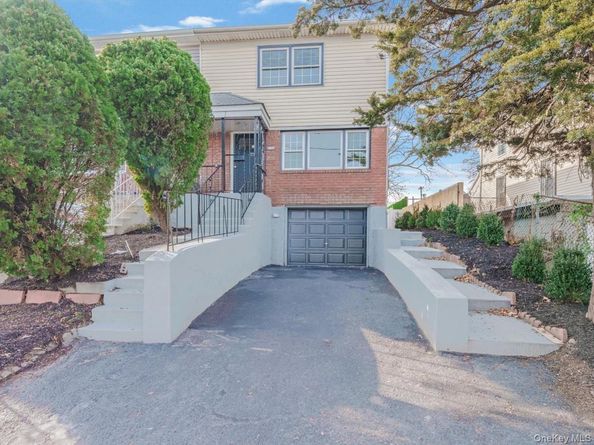 10514 Van Wyck Expressway, Richmond Hill S. NY 11419