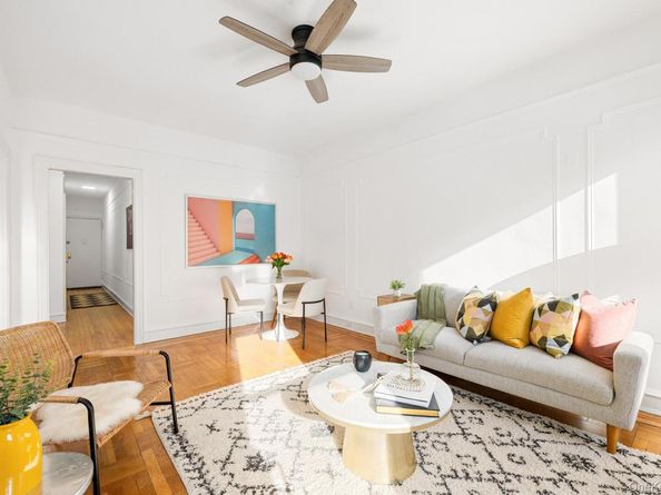 41-42 42nd E4, Sunnyside NY 11104