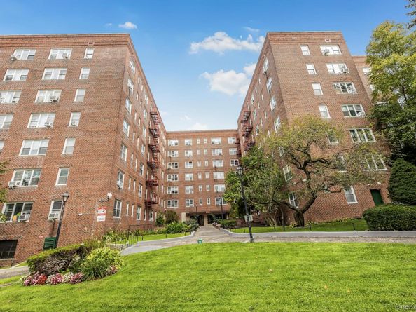 480 Riverdale Avenue 7L, Yonkers NY 10705