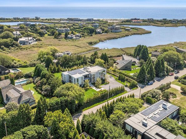 99 Pointe Mecox Lane, Bridgehampton NY 11976