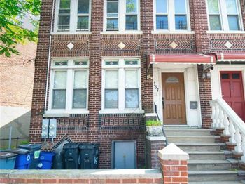 637 Rockaway Parkway