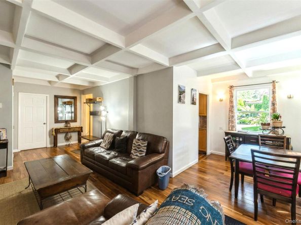 149-32 Union Turnpike 24A, Briarwood NY 11435