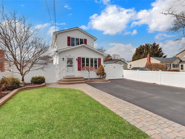 219 Hyman Avenue, West Islip NY 11795