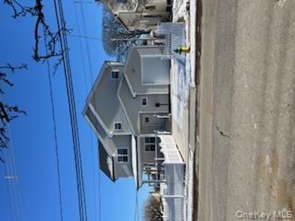 403 S Bayview Avenue, Freeport NY 11520
