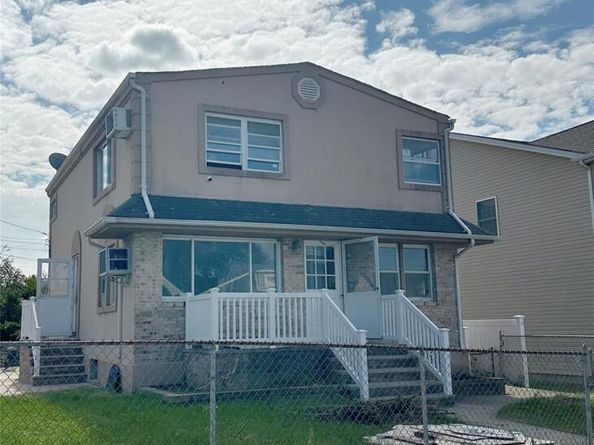 1371 Rosser Avenue, Elmont NY 11003