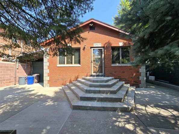 204-19 46TH Rd, Bayside NY 11361