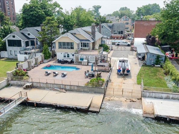 1321 Shore Drive, Bronx NY 10465