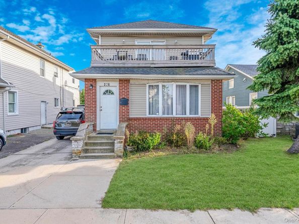 236 W Pine Street, Long Beach NY 11561