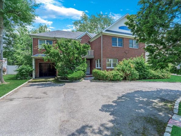 74 Margaret Avenue, Lawrence NY 11559