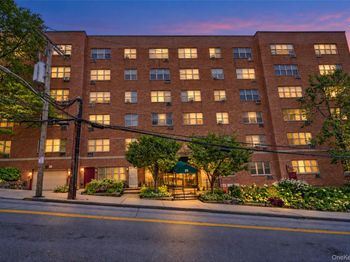 25 Franklin Avenue