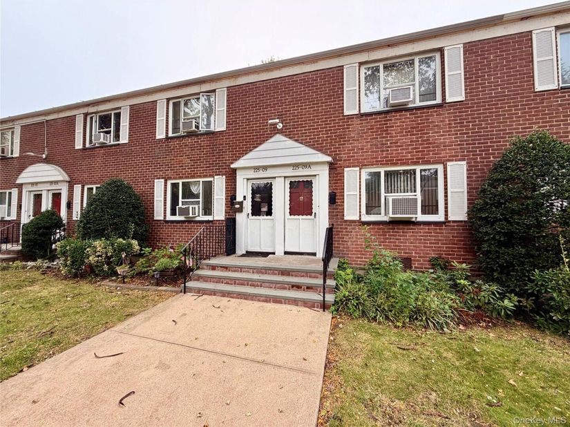 225-09 88th Avenue 415, Queens Village NY 11427