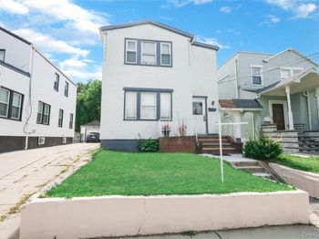 231-08 Mentone Avenue