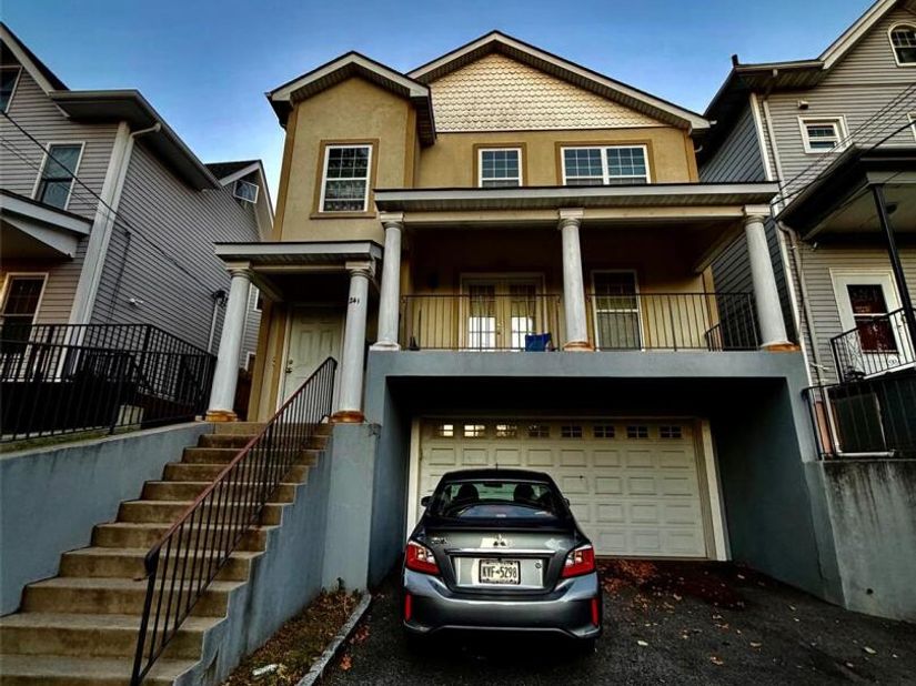 241 S 5th Avenue, Mount Vernon NY 10550
