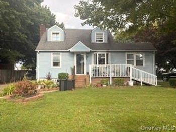 9 N Oak Street