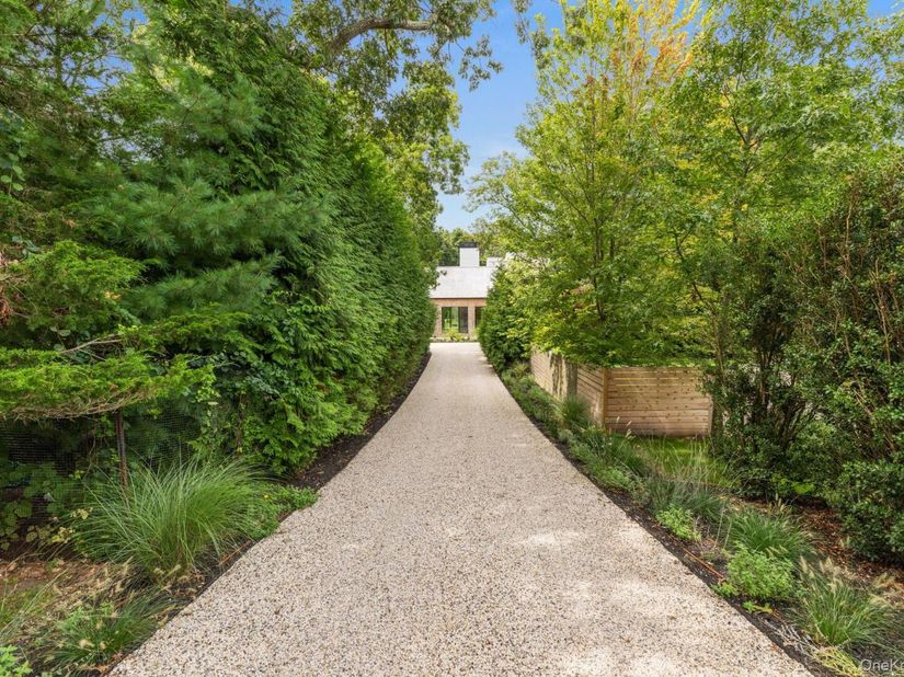 141 A Old House Landing Road, East Hampton NY 11937