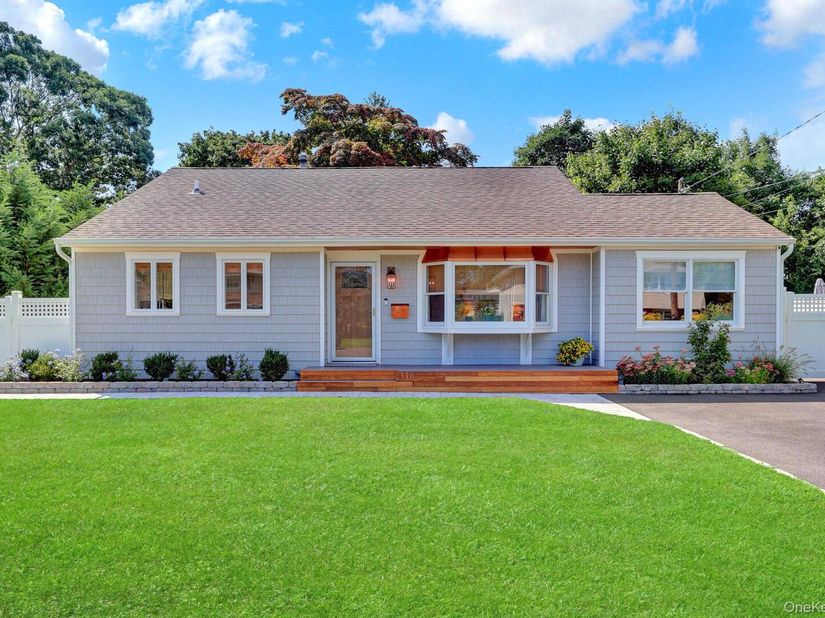 116 Washington Avenue, West Sayville NY 11796